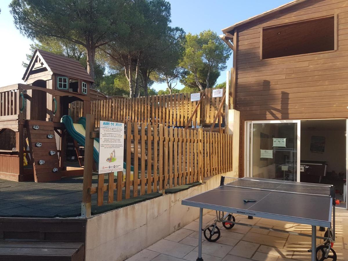 Parc Residentiel Les Hauts De Baldy Agde Bagian luar foto