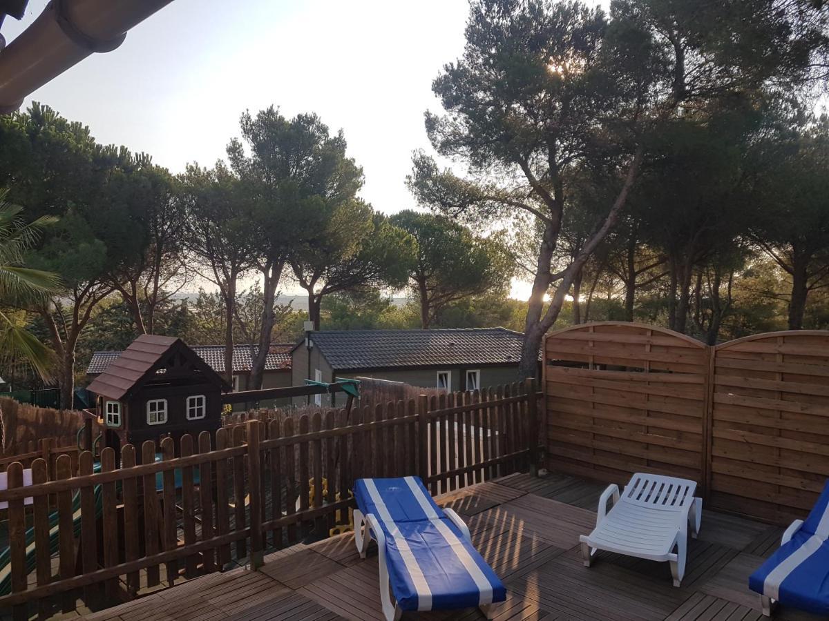 Parc Residentiel Les Hauts De Baldy Agde Bagian luar foto