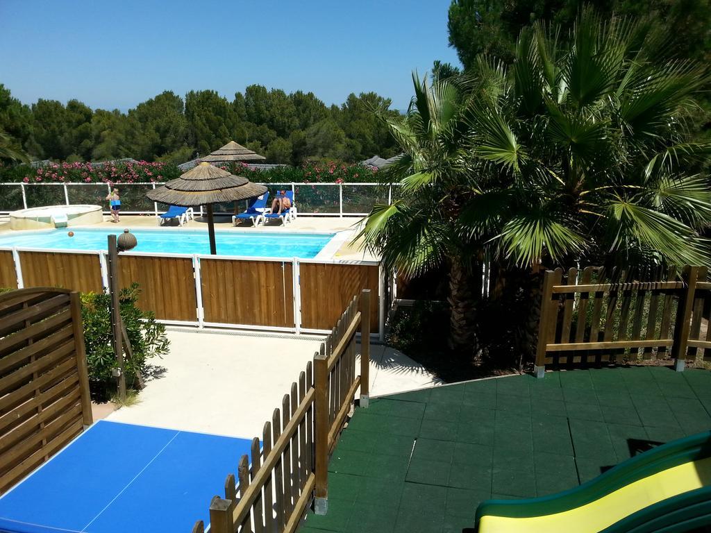 Parc Residentiel Les Hauts De Baldy Agde Bagian luar foto