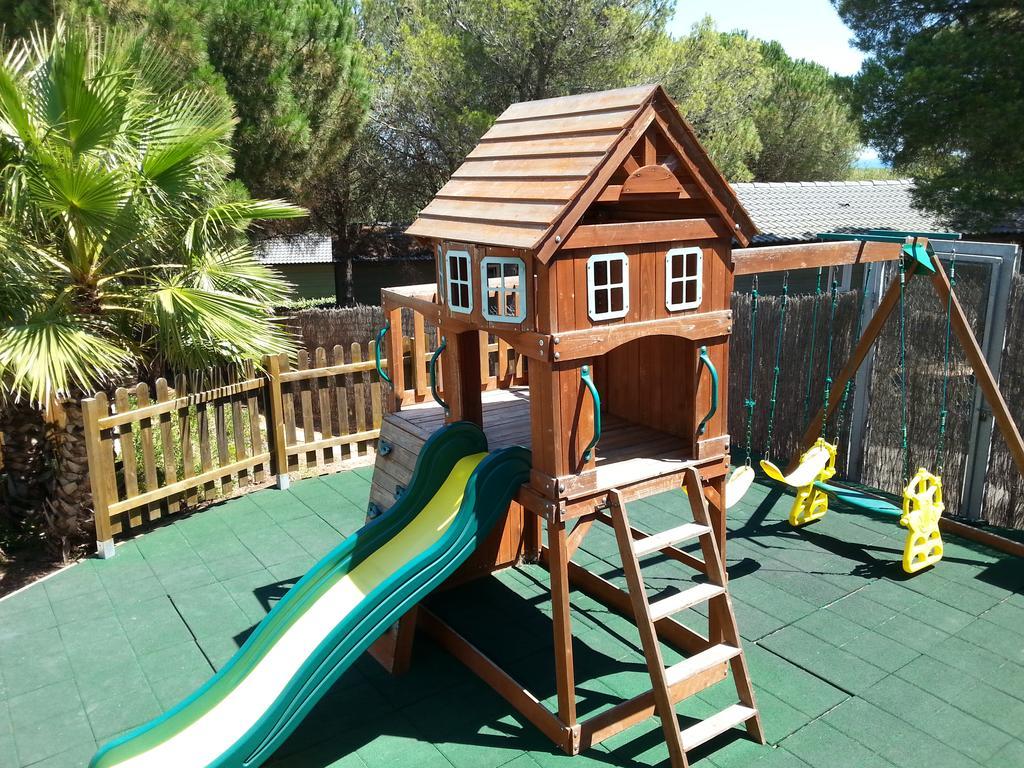 Parc Residentiel Les Hauts De Baldy Agde Bagian luar foto