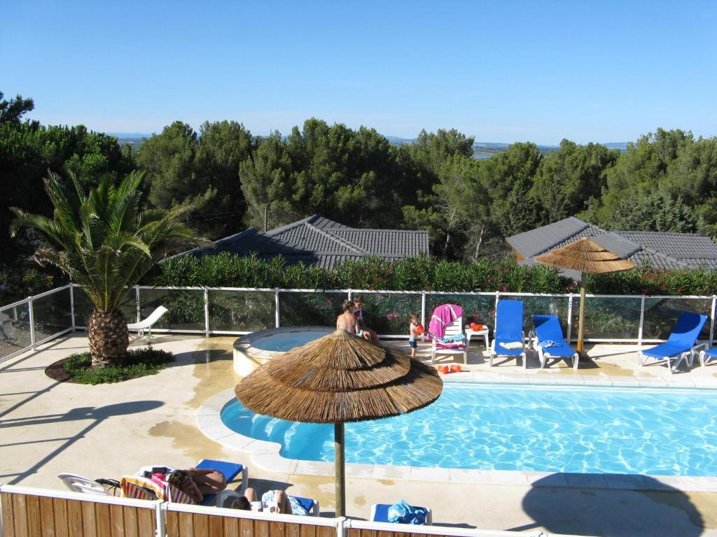 Parc Residentiel Les Hauts De Baldy Agde Bagian luar foto