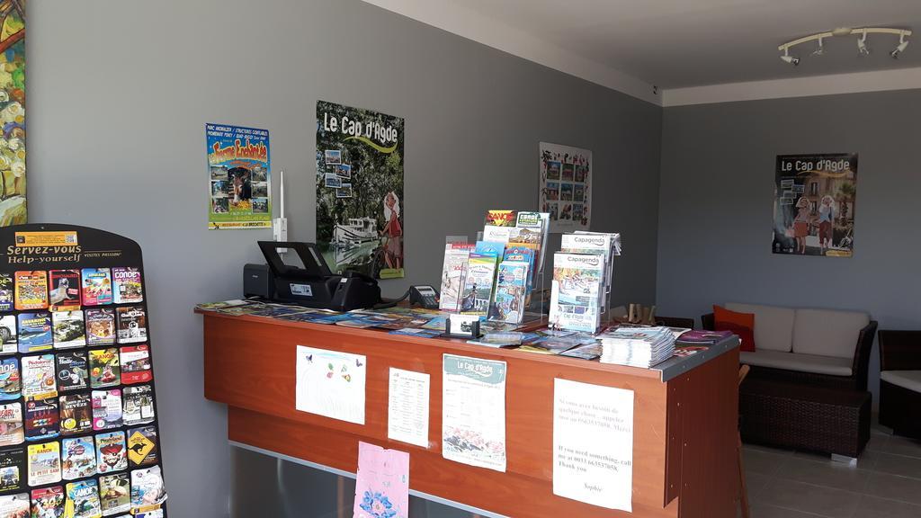 Parc Residentiel Les Hauts De Baldy Agde Bagian luar foto